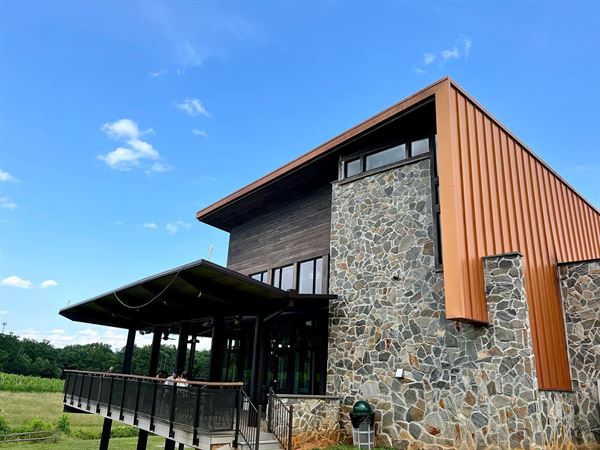 Fifty-Third Winery & Vineyard