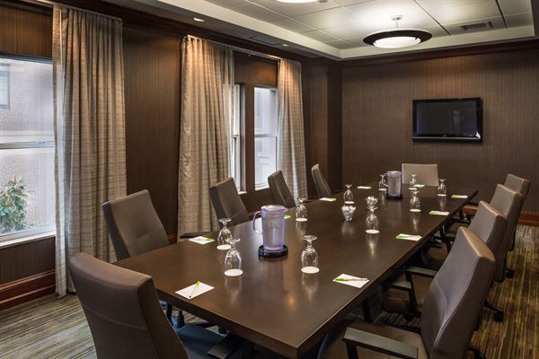 Courtyard Norfolk Downtown