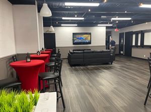 Upper Bar / Social Lounge