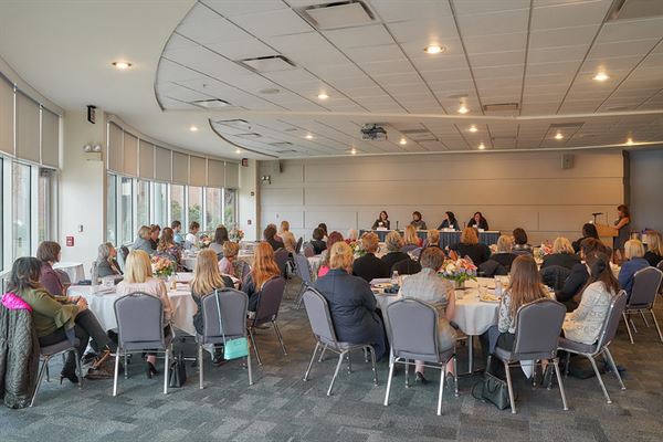 Harper College: The Wojcik Conference Center