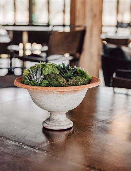 Signor Vineyards Harvest Room