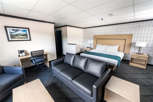 Sternwheeler Hotel & Conference Centre