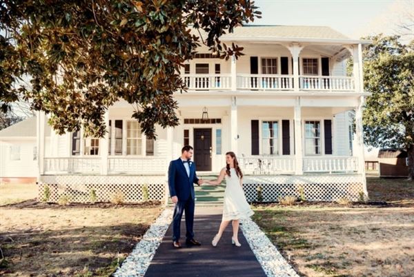 Magnolia Manor Venue, Farm, and Inn