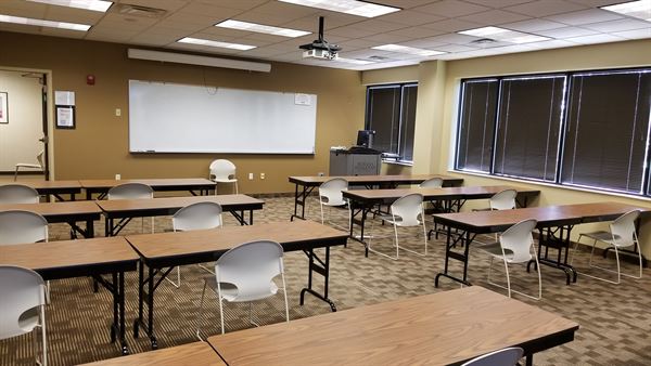 Indiana Wesleyan University, Dayton Ed. Center