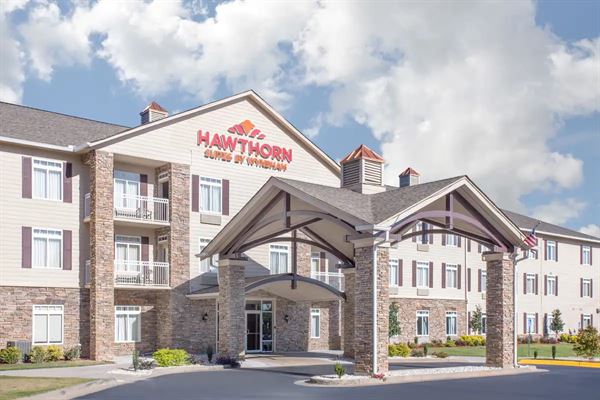 Hawthorn Suites By Wyndham Conyers