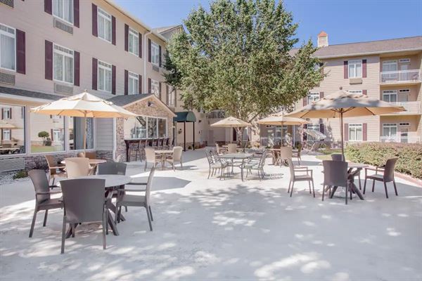 Hawthorn Suites By Wyndham Conyers