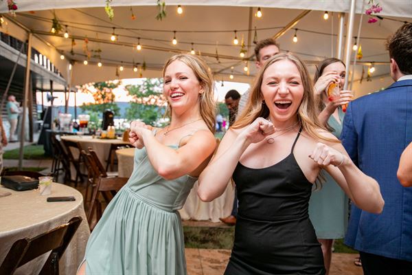 GlassHaus Weddings, LLC