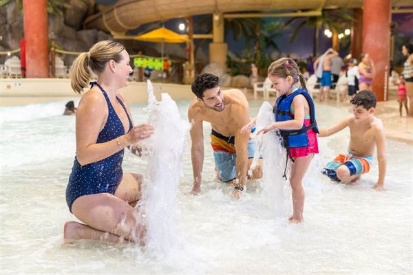 Castaway Bay Indoor Waterpark Resort