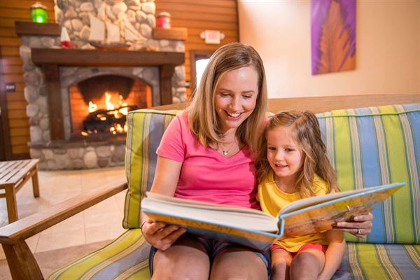 Castaway Bay Indoor Waterpark Resort