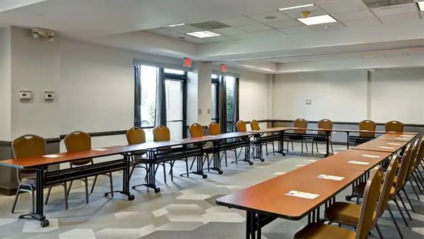 Hyatt Place Baltimore/BWI Airport