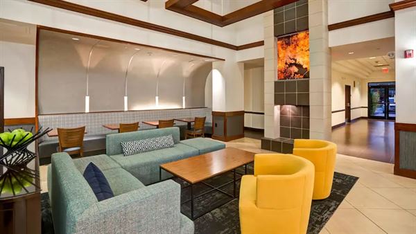 Hyatt Place Baltimore/BWI Airport