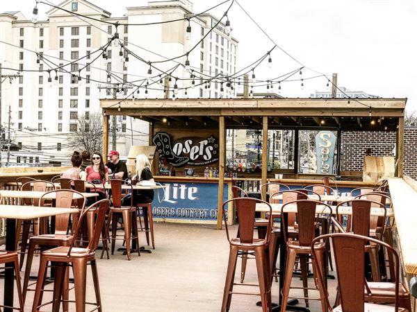 Loser's Bar & Grill Nashville Midtown