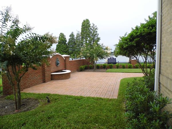 The Junior League Building