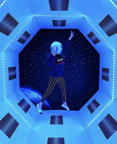 TFTI | Interactive Selfie Experience