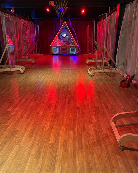 Révéler Immersive Experiences