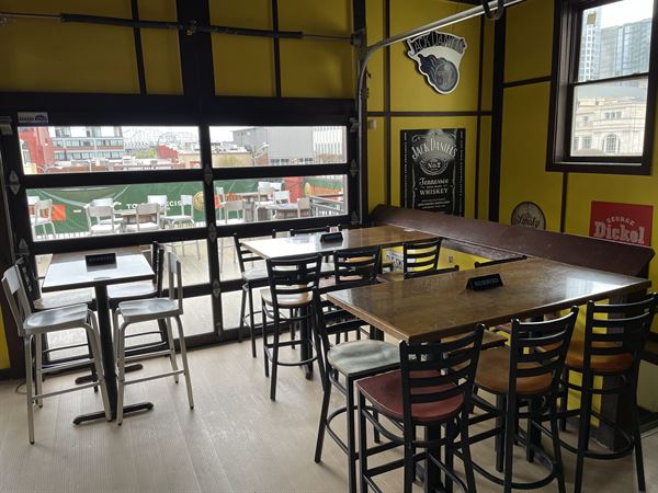 Loser's Bar & Grill Downtown Nashville