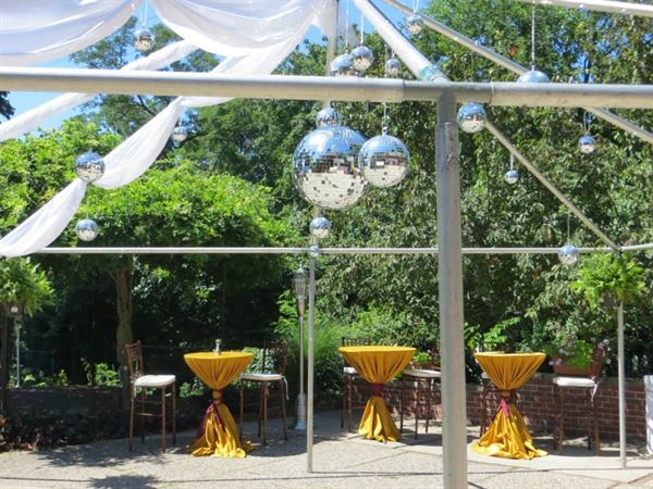 Peaches Bed And Breakfast