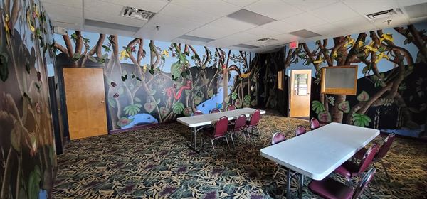 Mike Aulby's Arrowhead Bowl