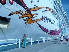 Comedy Hypnotist Brenda Kaye