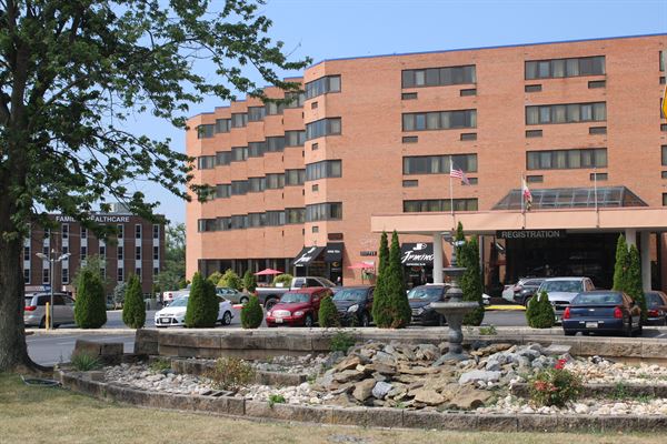 APM Inn and Suites