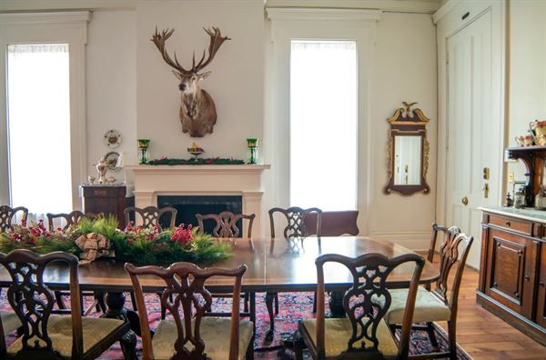 The Belmont 1857 Bed & Breakfast