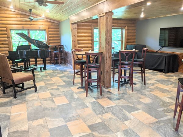 Timber Rock Lodge