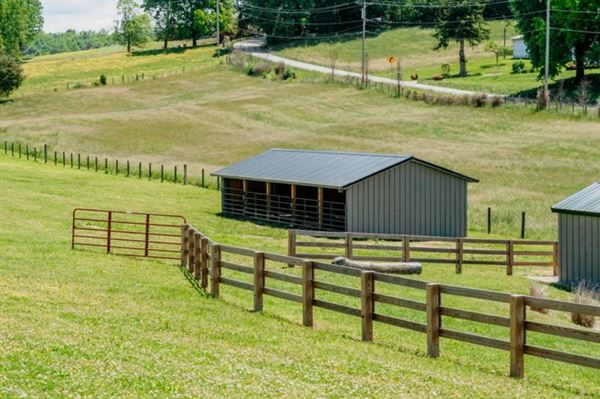 Knob Creek Meadows Venue
