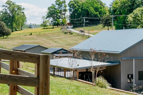 Knob Creek Meadows Venue