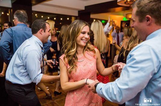 Allstar DJ & Photo Booth