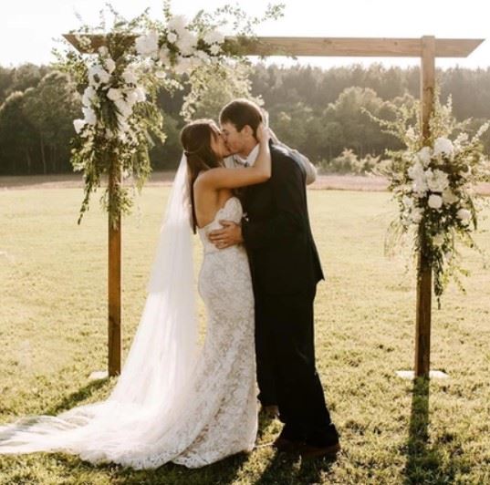 Spring Hill Farm Wedding and Event Center