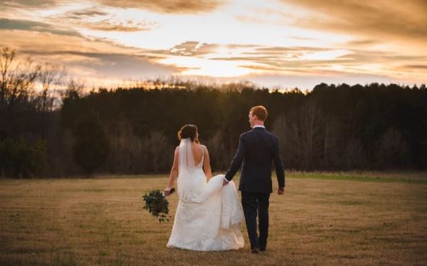 Spring Hill Farm Wedding and Event Center
