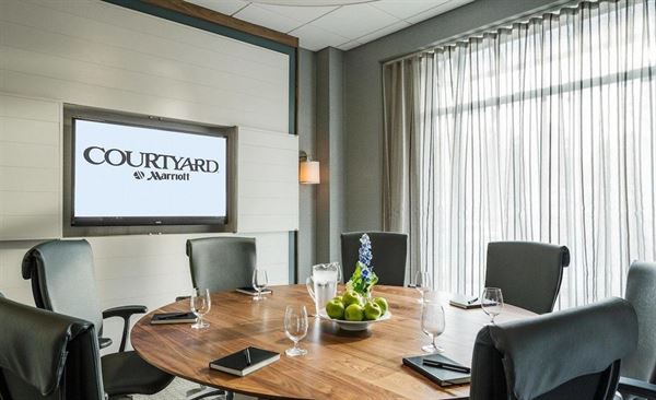 Courtyard Burlington Harbor