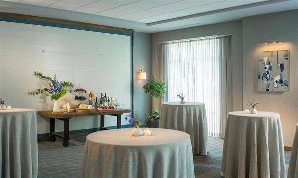 Courtyard Burlington Harbor