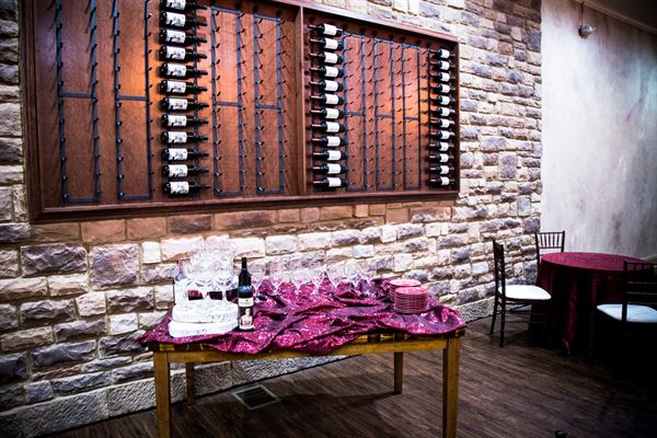 Ezio's Italian Restaurant & Catering