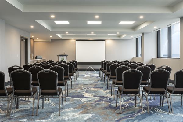 Holiday Inn Kingston-Waterfront