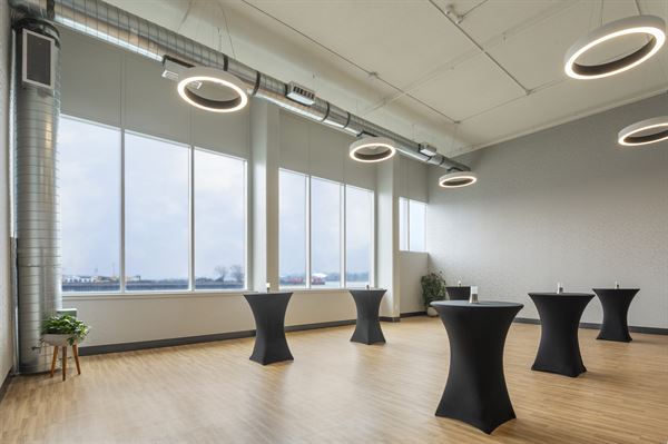 Holiday Inn Kingston-Waterfront