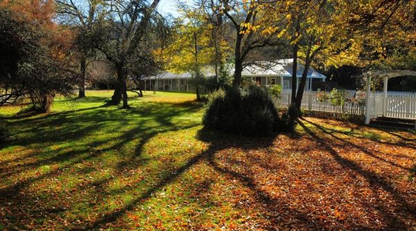 Vichy Hot Springs Resort & Inn