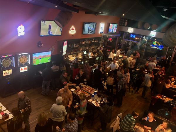 Leo's Pizzeria & Sports Bar