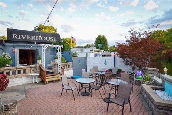 Riverhouse Banquet Center