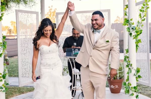 Happening Honeysuckle