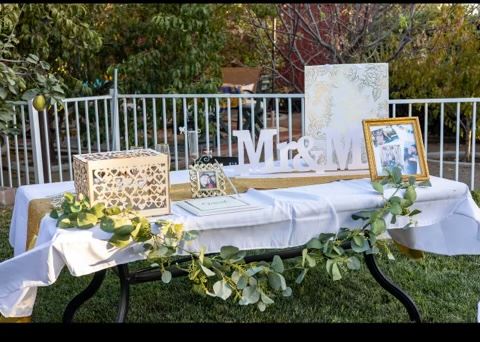 Happening Honeysuckle