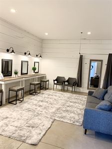 Women’s changing room