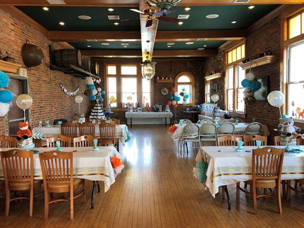 The Banquet Room & JoJo's Pizza & Pasta on Main Street