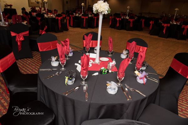 Ramada Plaza by Wyndham Albuquerque Midtown