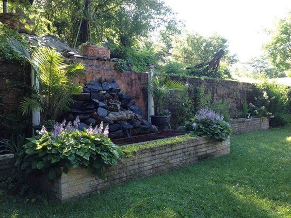 The Franklintown Inn