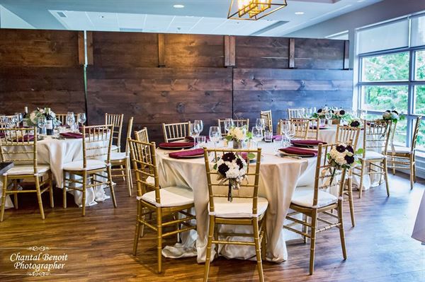 ALE Amberwood Lounge & Eatery