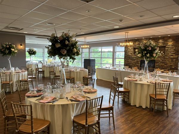 ALE Amberwood Lounge & Eatery