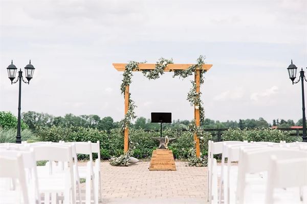 The Thoroughbred Center