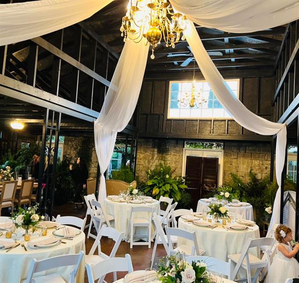 Clevedale Historic Inn and Gardens