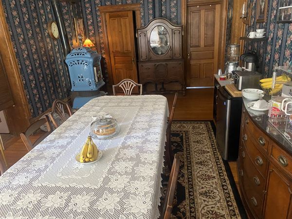 The Red Rosebud Bed & Breakfast